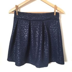 Tobi Mini Skirt  Rose Print with Shine Size M